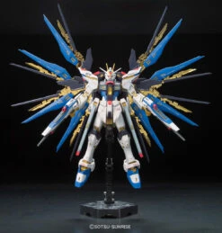 BANDAI GUN83116 GUNPLA RG 1/144 ZGMF-X20A STRIKE FREEDOM GUNDAM 10 BANDAI GUN83116 GUNPLA RG 1/144 ZGMF-X20A STRIKE FREEDOM GUNDAM -Jouet Modèle Boutique 10238883a5
