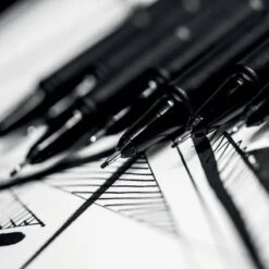 MOLOTOW BLACKLINER ETUI SET 1 4PCS -Jouet Modèle Boutique feutre molotow blackliner gamme stylo precision